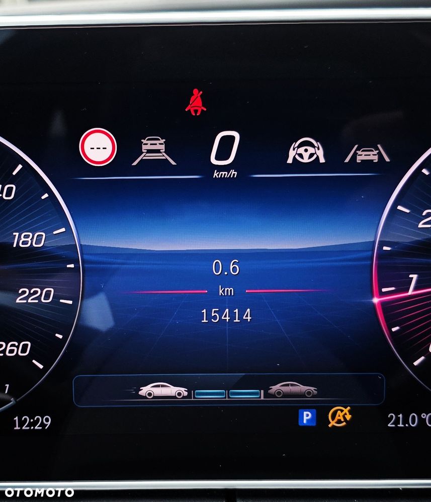 Mercedes-Benz CLE 300 4Matic 9G-TRONIC Edition AMG Line - 29