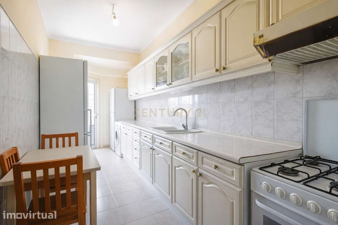 Apartamento T2 na Baixa da Banheira, Moita - Grande imagem: 2/27