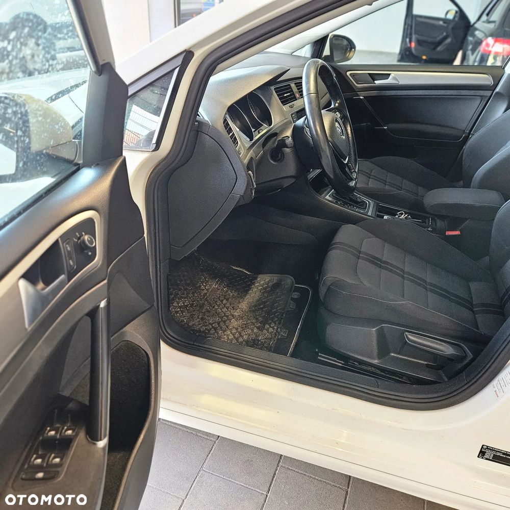 Volkswagen Golf 2.0 TDI (BlueMotion Technology) DSG Highline - 22