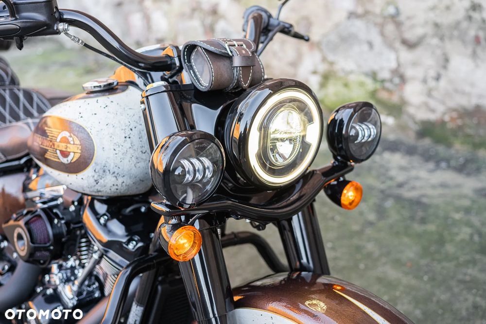 Harley-Davidson Softail Heritage Classic - 19