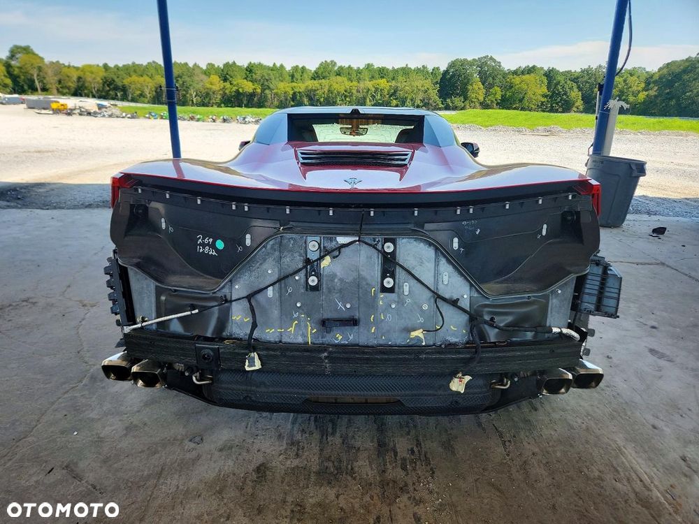Chevrolet Corvette Stingray 2LT 6.2 V8 Automatik - 6