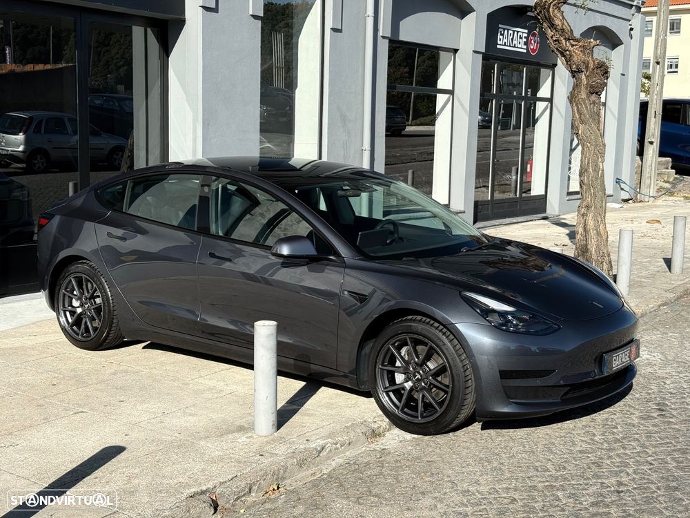 Tesla Model 3 Standard Range Plus RWD - 4