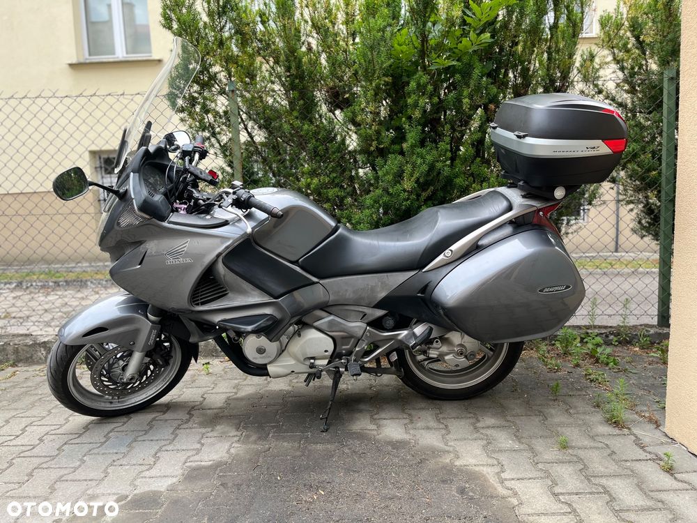 Honda Deauville - 1