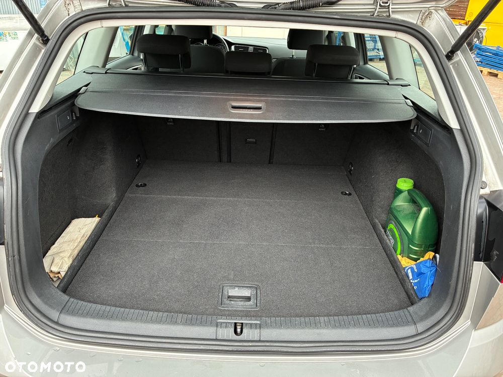 Volkswagen Golf 1.6 TDI BMT Comfortline - 13