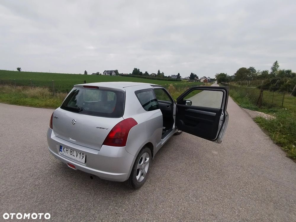 Suzuki Swift 1.3 Comfort - 9