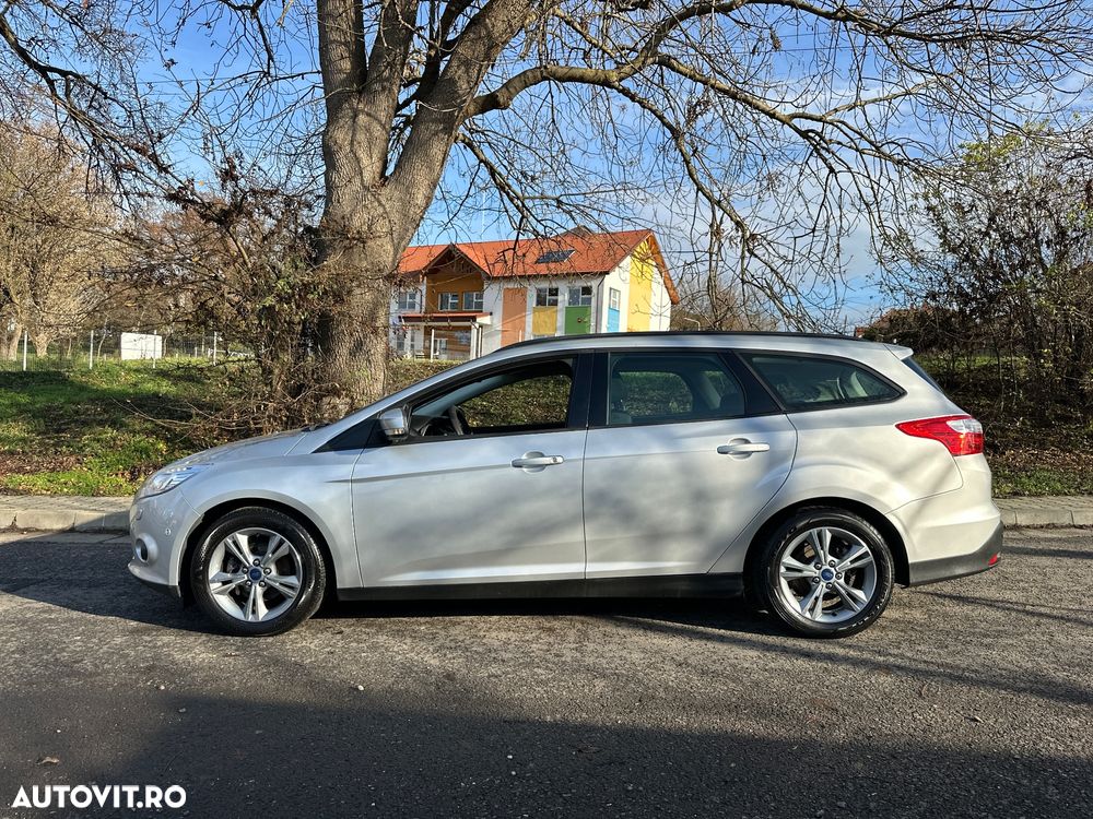 Ford Focus 1.6 TDCi DPF Champions Edition - 26