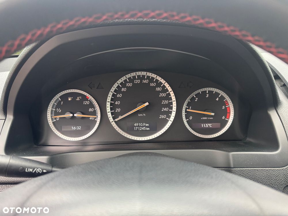 Mercedes-Benz Klasa C 200 CDI Elegance - 14