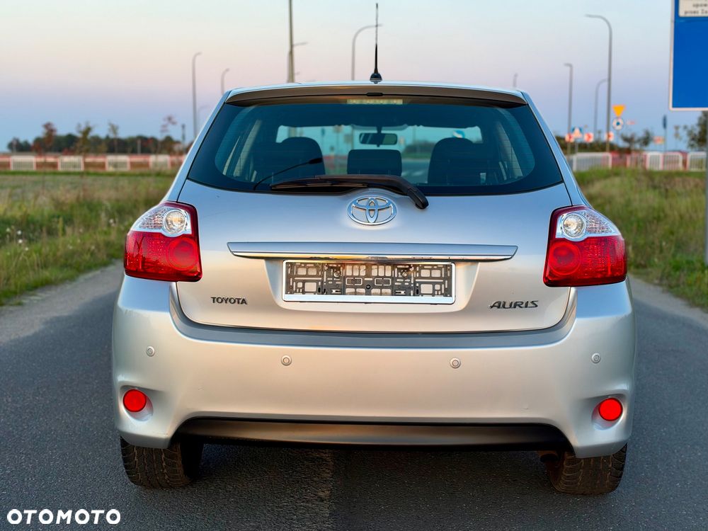 Toyota Auris 1.6 MultiMode Executive - 9