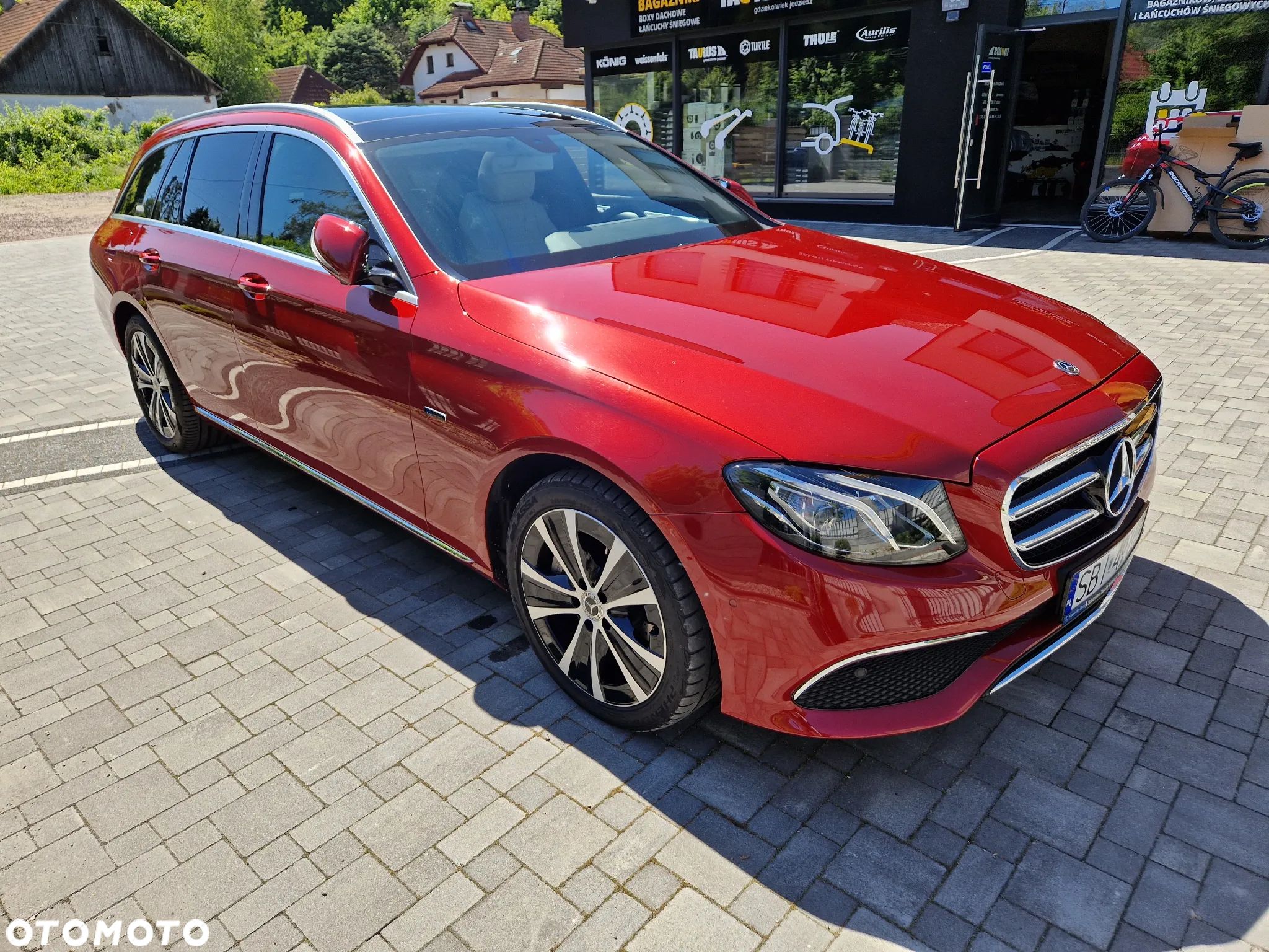Mercedes-Benz Klasa E - 1
