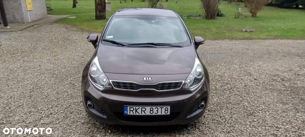 Kia Rio - 15