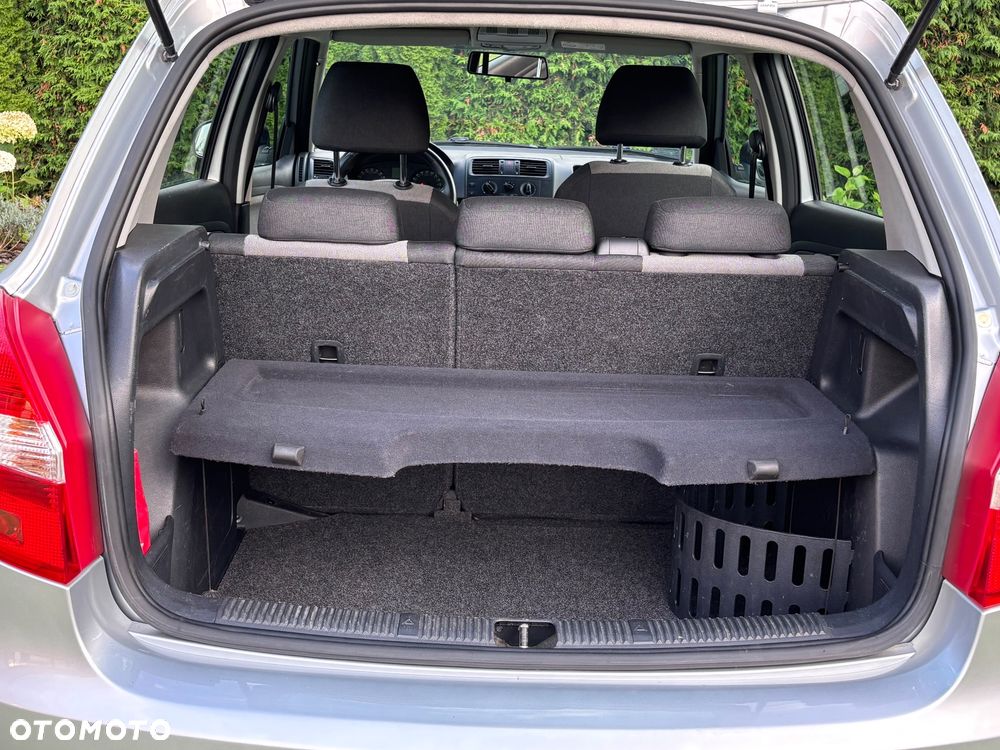 Skoda Fabia 1.6 TDI DPF Elegance Plus - 16