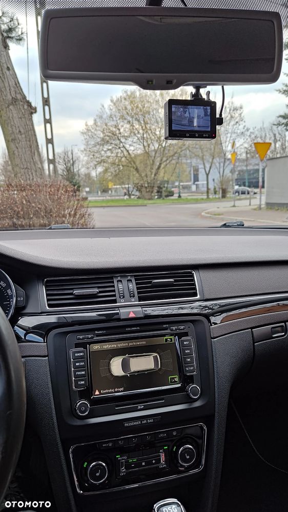 Skoda Superb 2.0 TDI L&K DSG - 37