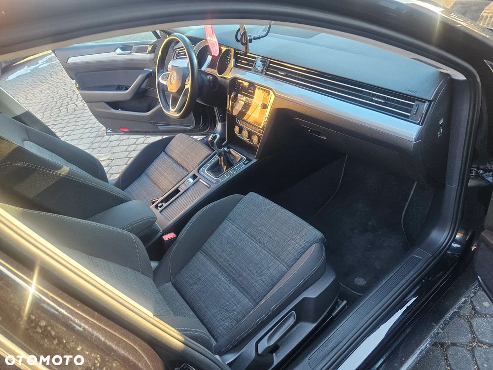 Volkswagen Passat 1.5 TSI OPF Elegance - 16