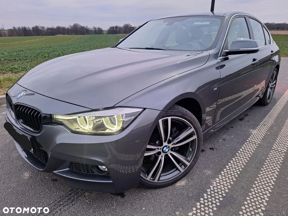 BMW Seria 3 330i xDrive M Sport Shadow - 1