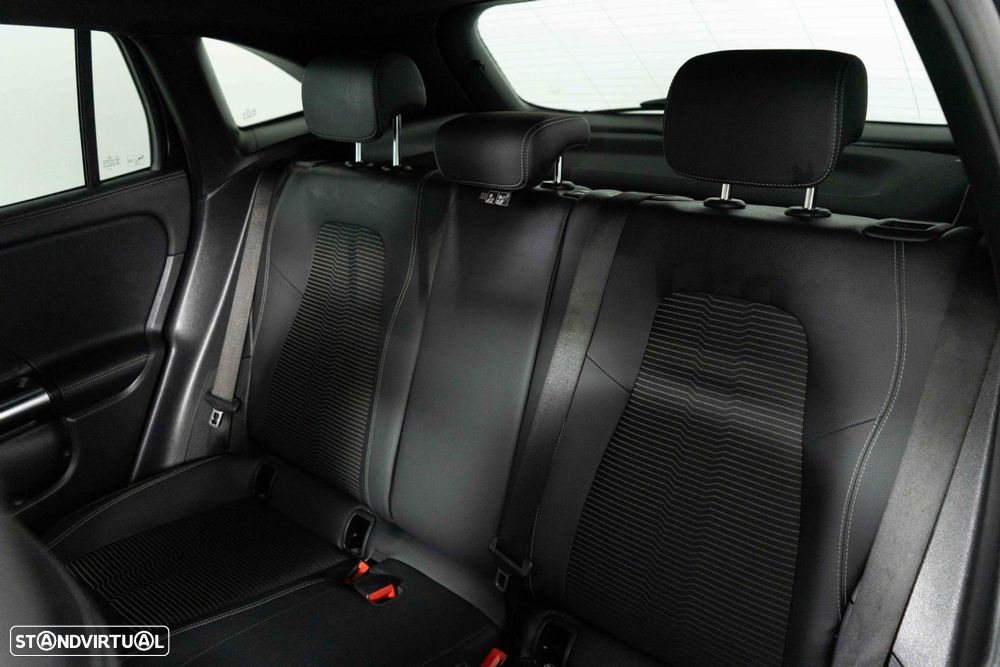 Mercedes-Benz GLA 250 e Progressive - 11