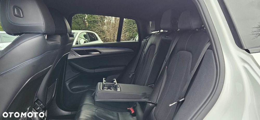 BMW X4 xDrive20i M Sport sport - 20