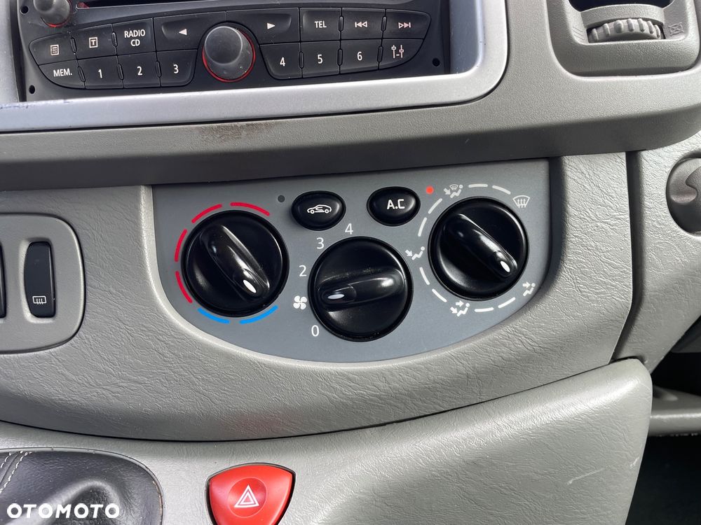 Opel Vivaro - 28