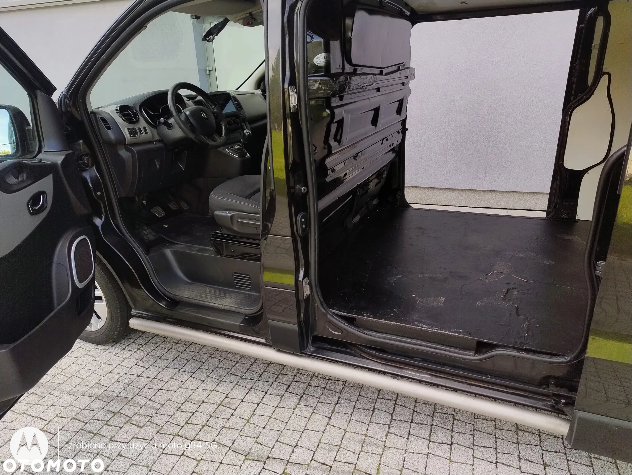 Renault TRAFIC 1.6 DCI (145KM) LONG (L2H1) STAN IDEALNY FULL OPCJA KLIMA NAWIGACJA TEMPOMAT WEBASTO 100% BEZWYPADKOWY NIE MA RDZY ! ! ! - 23