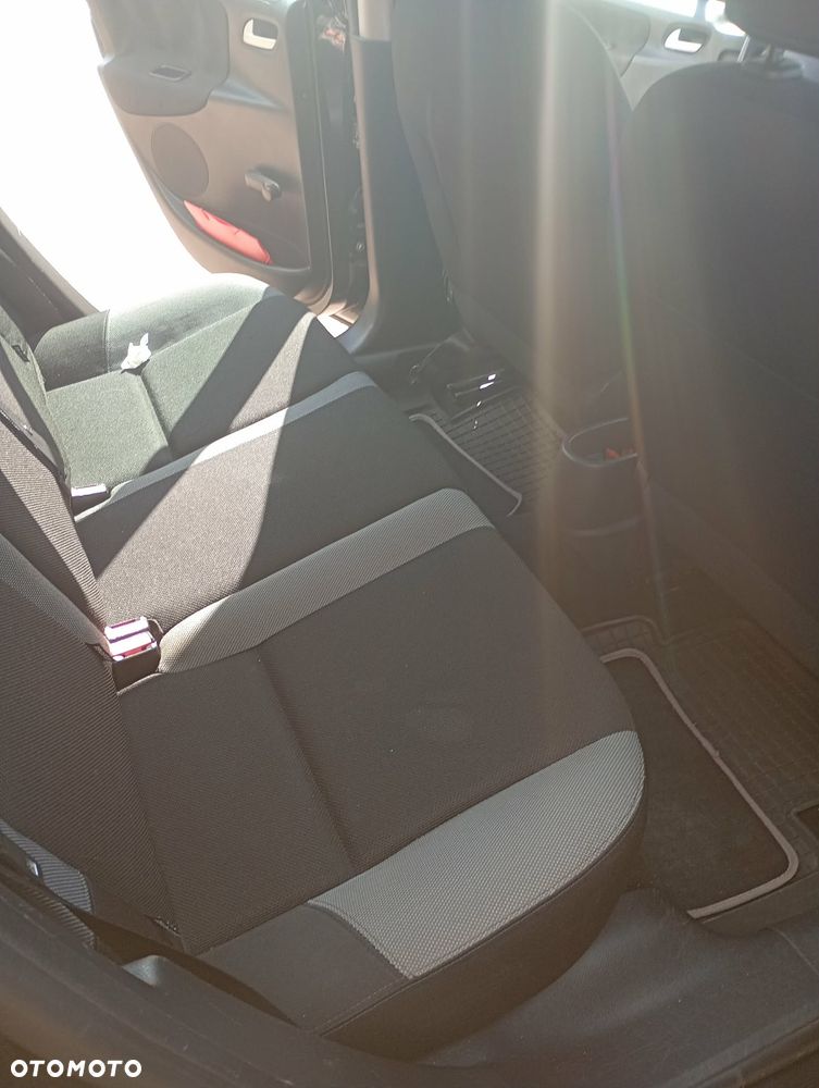Peugeot 207 1.4 Access - 16