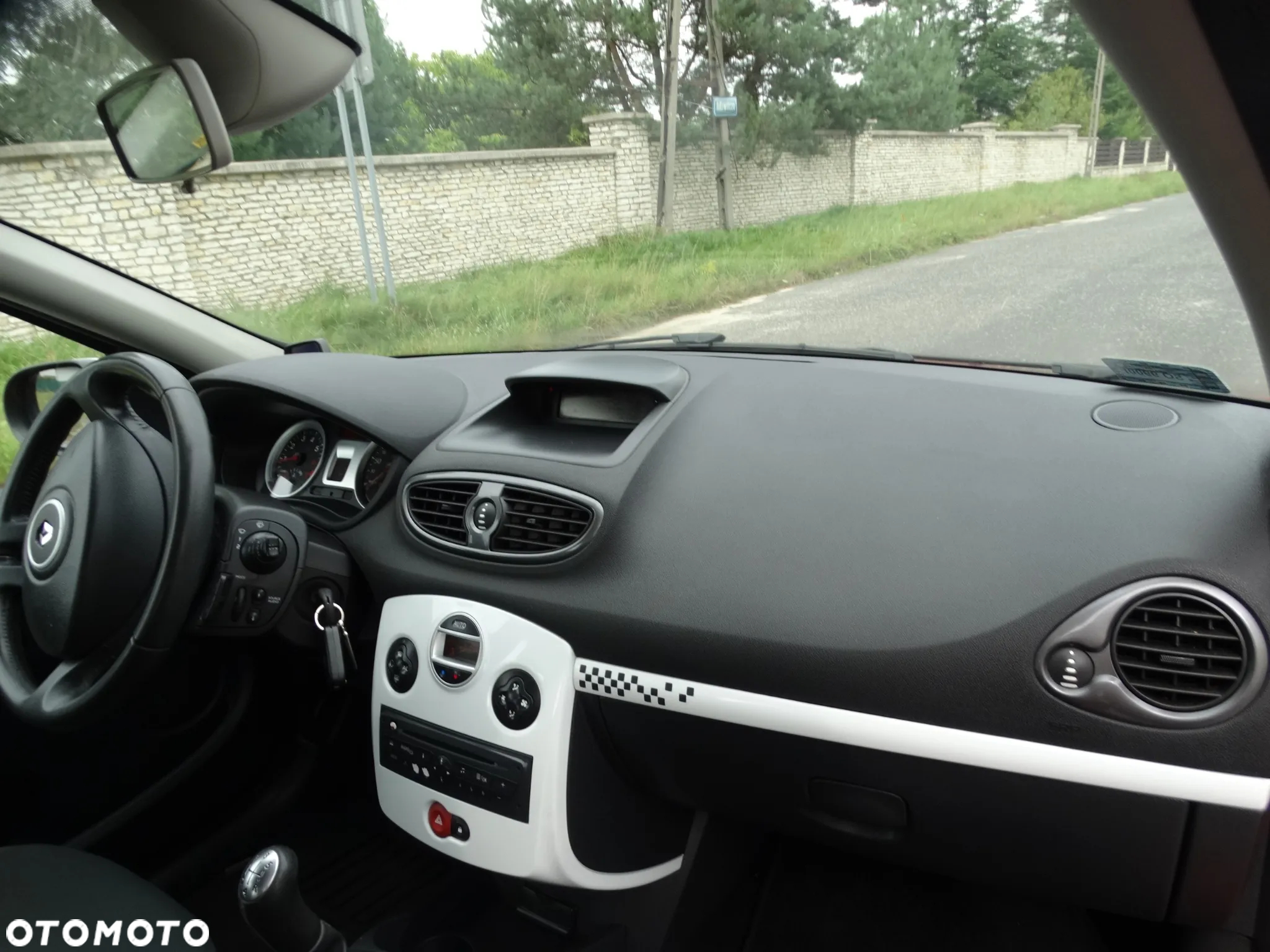 Renault Clio 1.2 16V TCE S - 22