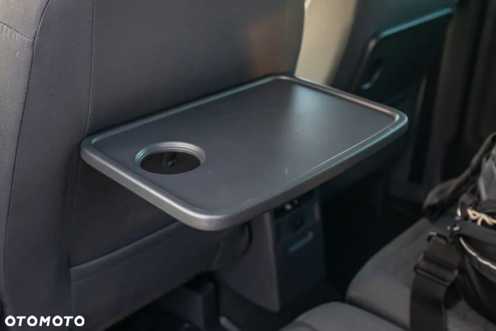 Volkswagen Touran 1.9 TDI DSG Trendline - 21