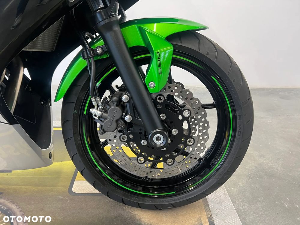 Kawasaki ER - 21