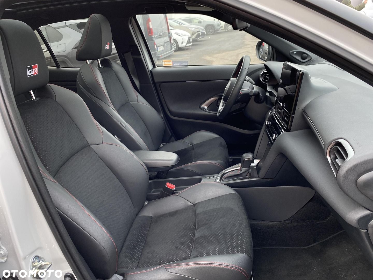 Toyota Yaris Cross - 19