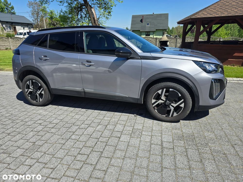 Peugeot 2008 PureTech 100 Allure S&S BVM6 - 8