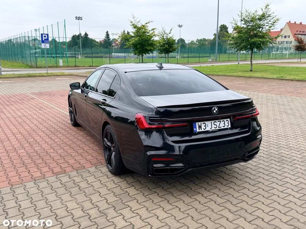 BMW Seria 7 740d xDrive - 19