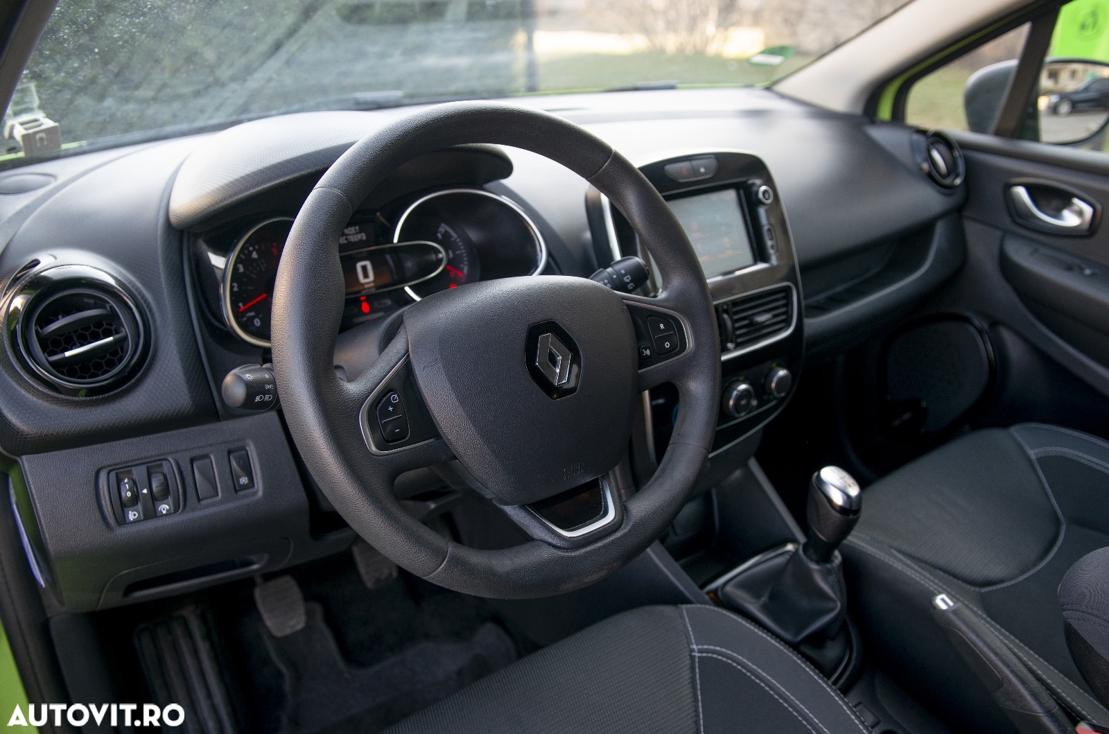 Renault Clio (Energy) dCi 90 Start & Stop INTENS - 10