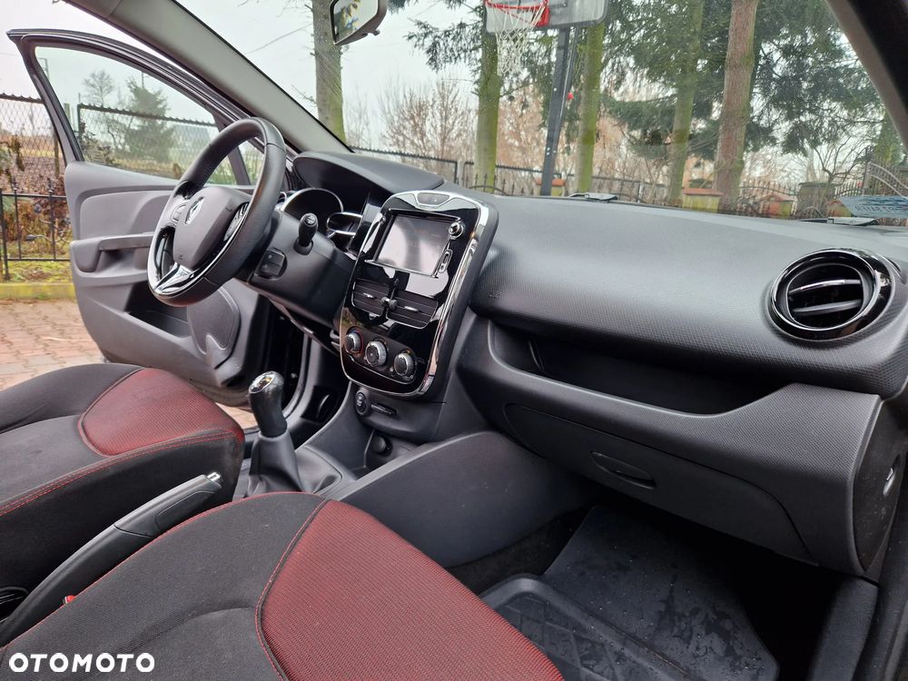 Renault Clio 0.9 TCe Limited - 25