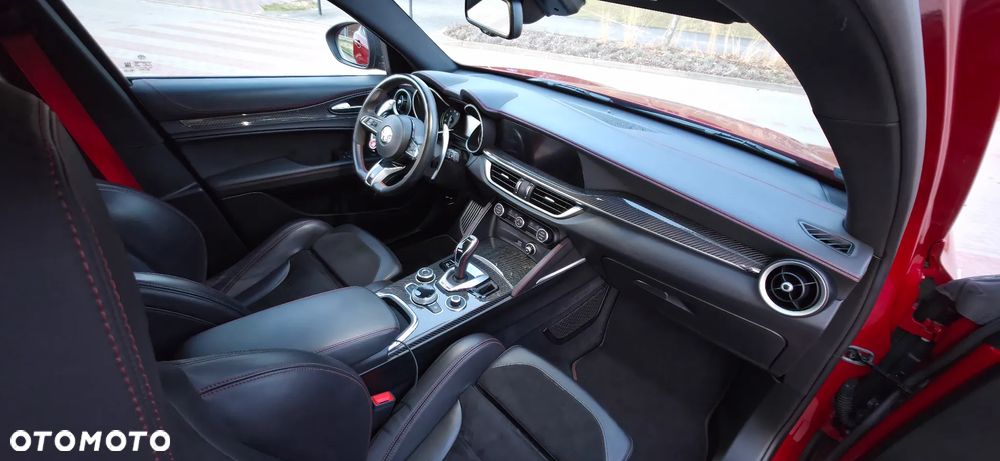 Alfa Romeo Stelvio 2.9 V6 Bi-Turbo Quadrifoglio Q4 - 21