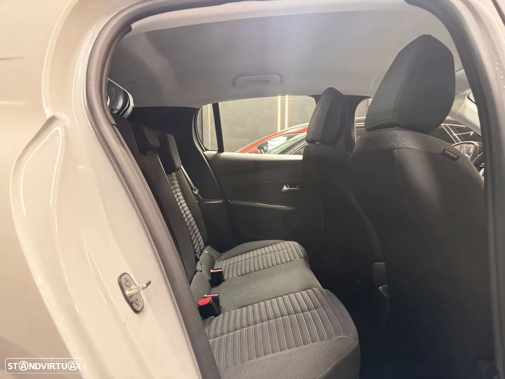 Peugeot 208 1.2 PureTech Active - 23