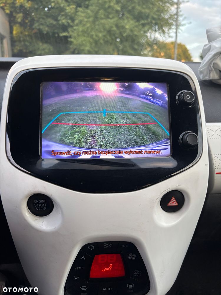 Peugeot 108 PureTech 82 Top Roland Garros - 14