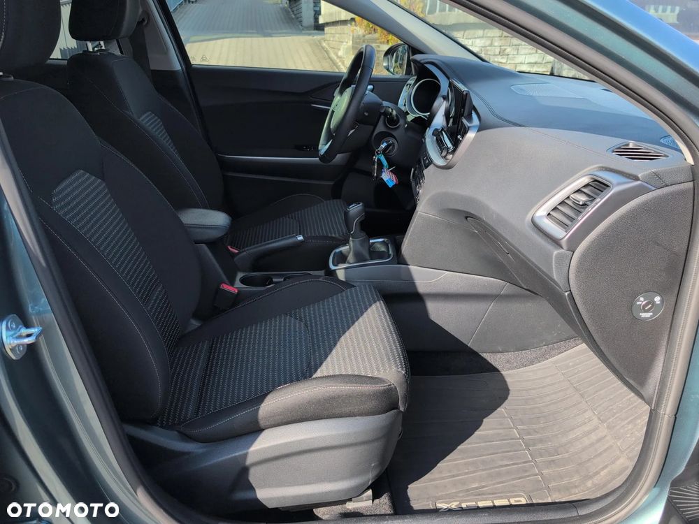 Kia XCeed 1.5 T-GDI M - 20