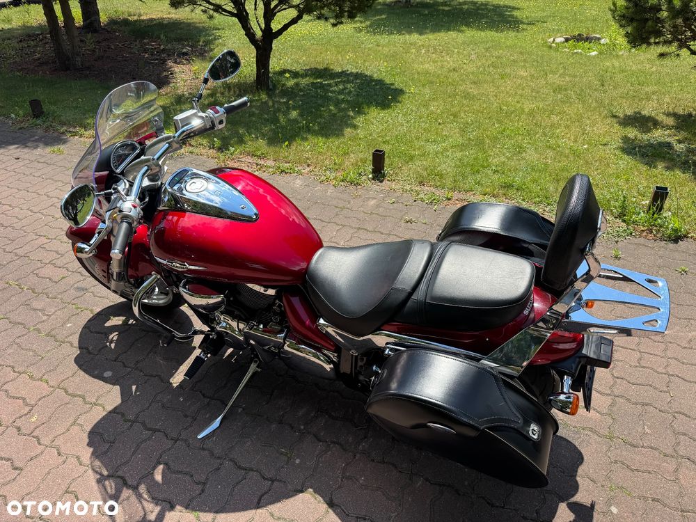 Suzuki Intruder - 6