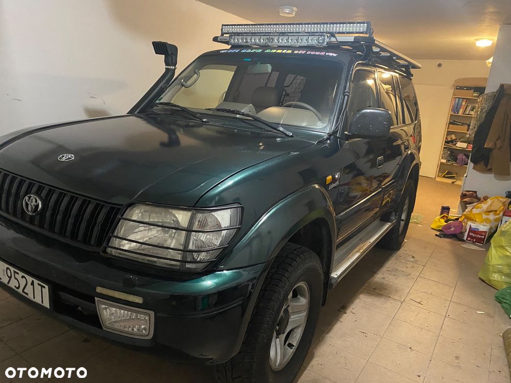 Toyota Land Cruiser - 18