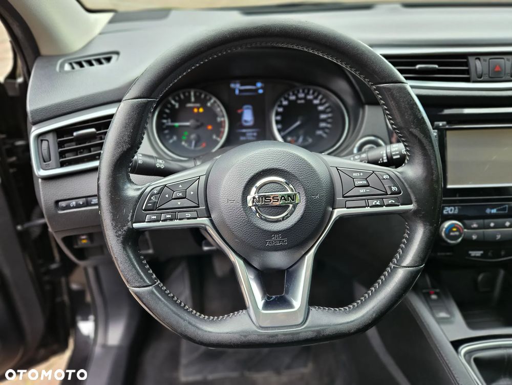 Nissan Qashqai 1.6 DCi 4x4 Tekna - 29