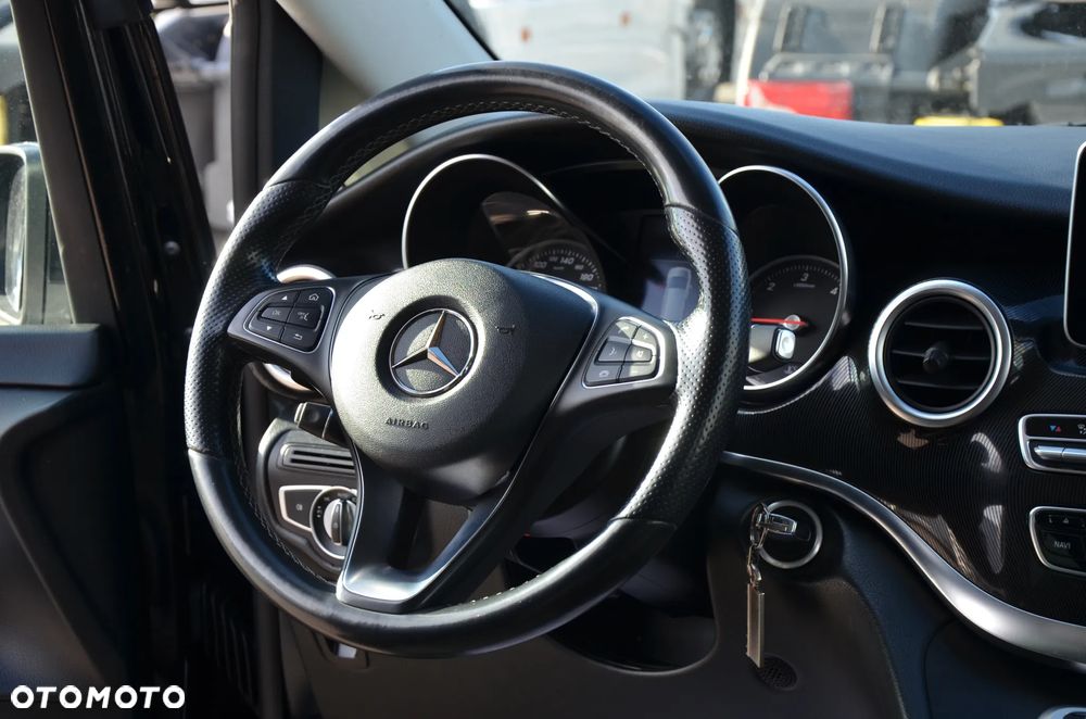 Mercedes-Benz Klasa V 250 (BlueTEC) d Avantgarde 7G-Tronic - 12