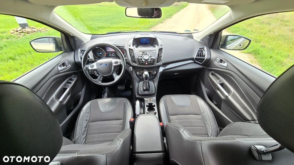 Ford Kuga 2.0 TDCi 4x4 Titanium - 10