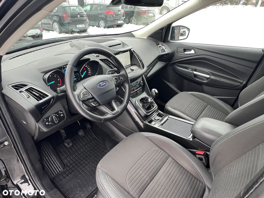 Ford Kuga 2.0 TDCi 4x2 Titanium - 14