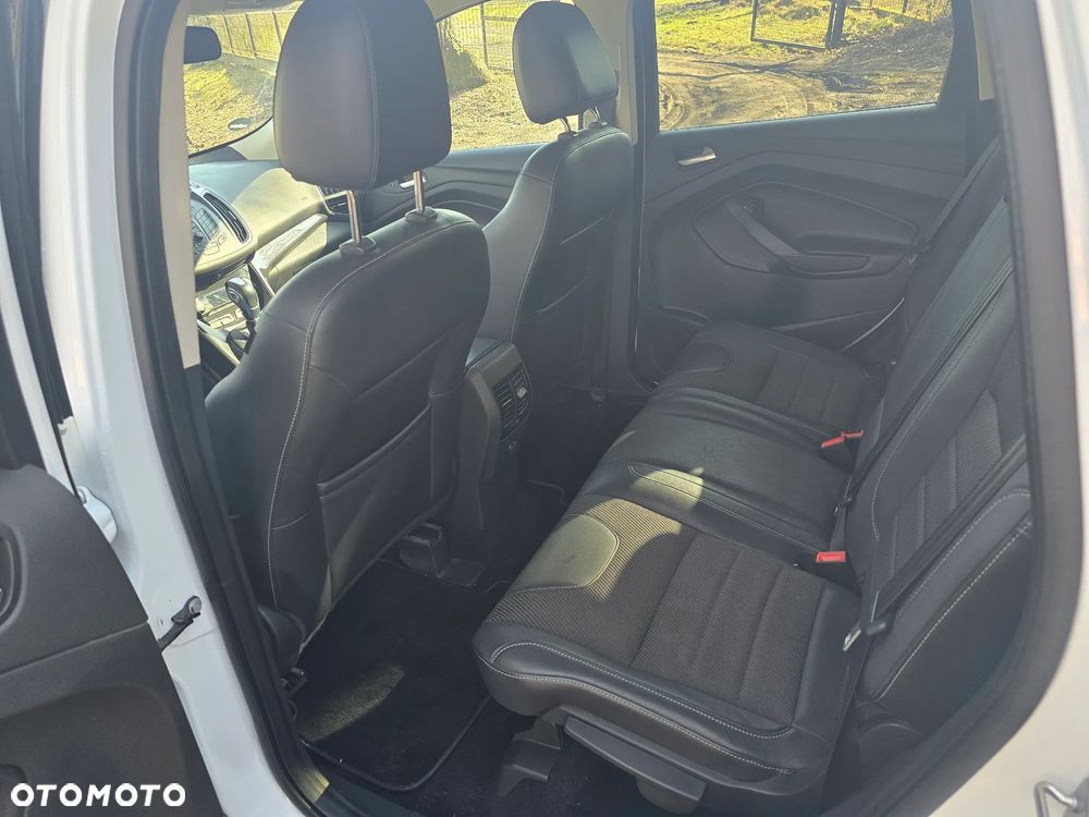 Ford Kuga 2.0 TDCi 4x4 Titanium - 13