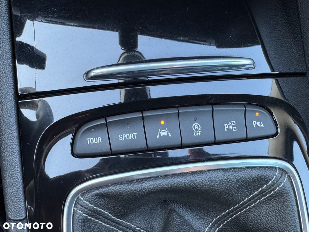 Opel Insignia 2.0 CDTI 4x4 ecoFLEXStart/S Innovation - 29
