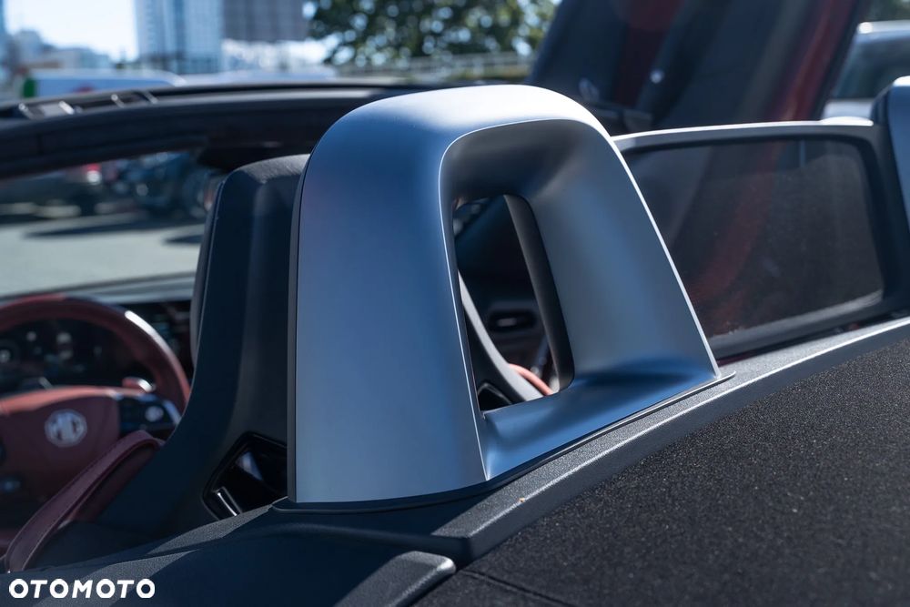 MG Cyberster 77kWh AWD Czarny Dach - 21