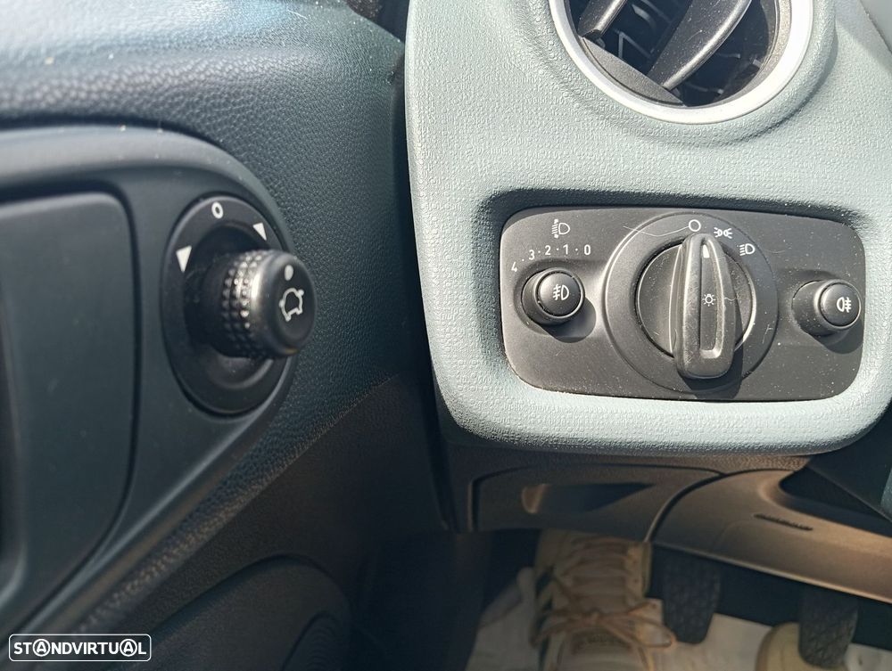 Ford Fiesta 1.25 Titanium - 11