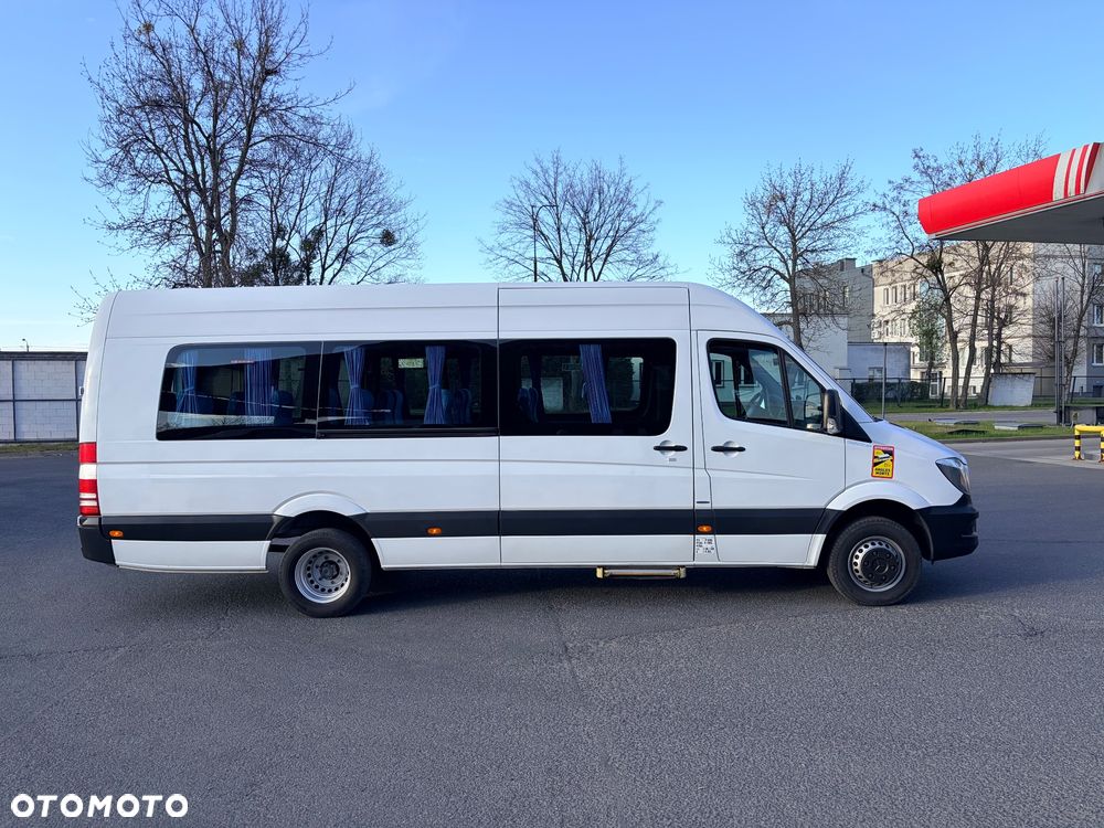 Mercedes-Benz 513 - 4