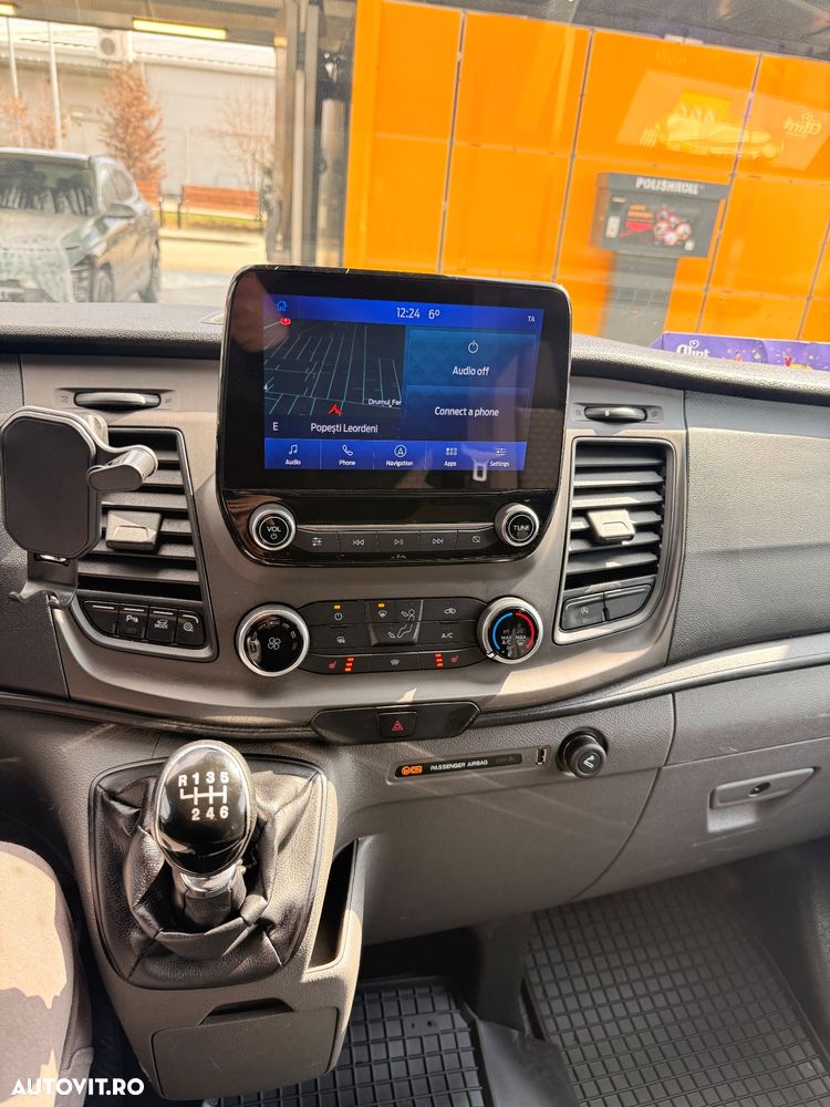 Ford Transit Custom - 11