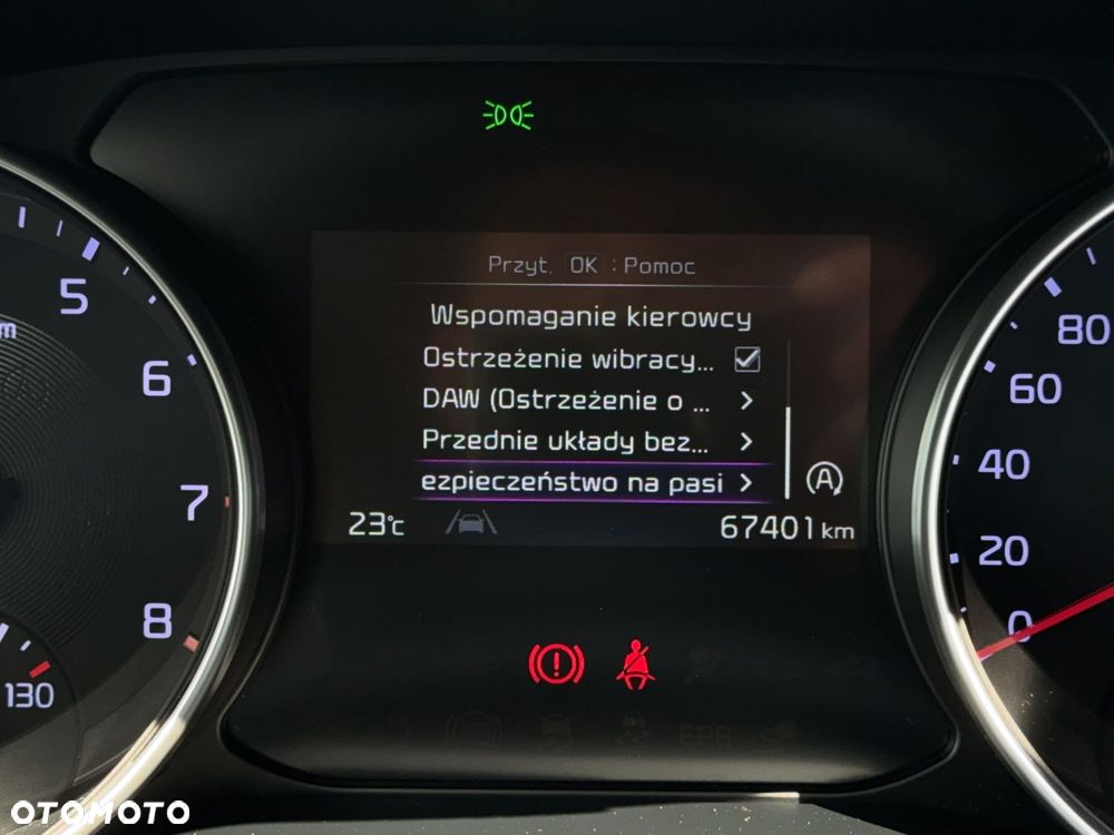 Kia XCeed - 24