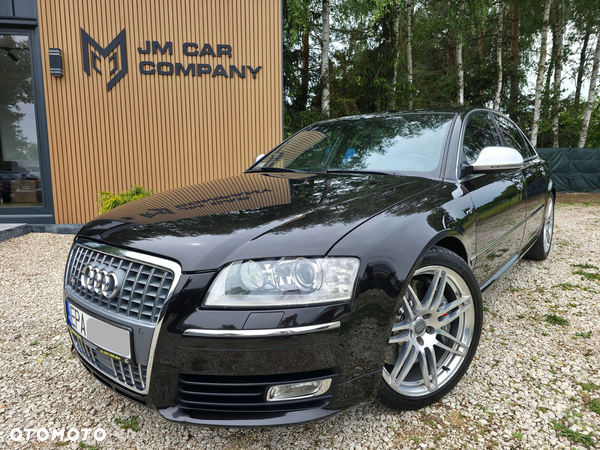 Audi S8 5.2 FSI Quattro