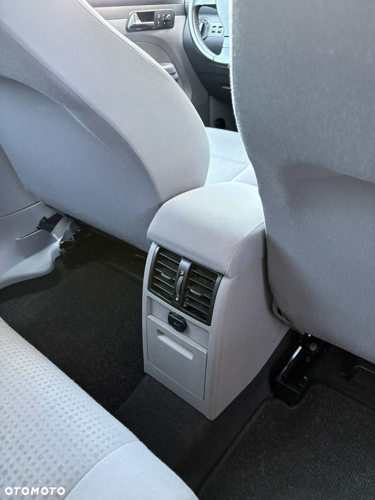 Volkswagen Caddy - 24